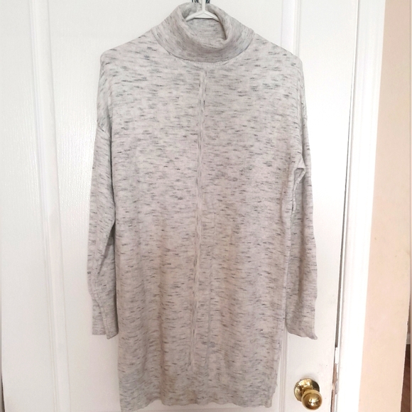 Seven ❤️ Sisters Sweater Dress - Picture 1 of 4